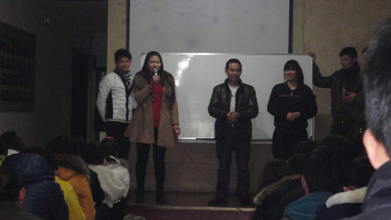 热烈祝贺2013年3月8日，新疆昌吉谢女士加盟爱足康！