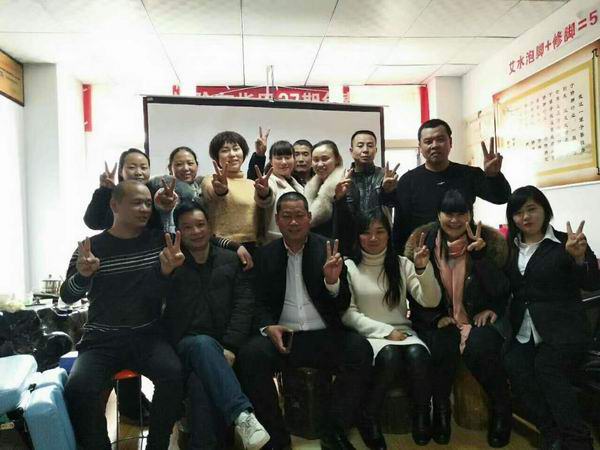 热烈祝贺：爱足康第37期免费培训班顺利毕业	