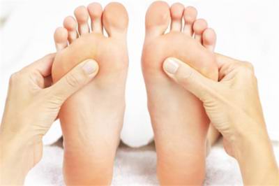 修脚店连锁加盟|换季之时，如何保养脚部皮肤